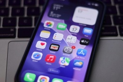 Hãy tải ngay iOS 26.1 vì những lý do này