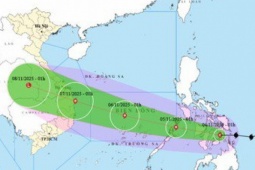 Tin tức trong ngày - Bão số 13 giật cấp cuồng phong, gây sóng biển cao đến 10m trên vùng Biển Đông