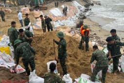 Tin tức trong ngày - Bão Kalmaegi có cường độ mạnh, triển khai kịch bản "4 tại chỗ"