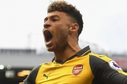 Tin mới nhất bóng đá tối 4/11: Arteta tiết lộ vì sao Oxlade-Chamberlain đến tập ở Arsenal