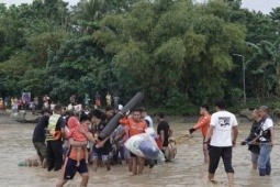 Thế giới - Bão Kalmaegi đổ bộ, đi đúng đường siêu bão Haiyan, gây thiệt hại rất lớn ở Philippines
