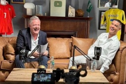 Ronaldo lại phỏng vấn gây sốc với Morgan: "Trình Messi không hơn tôi"