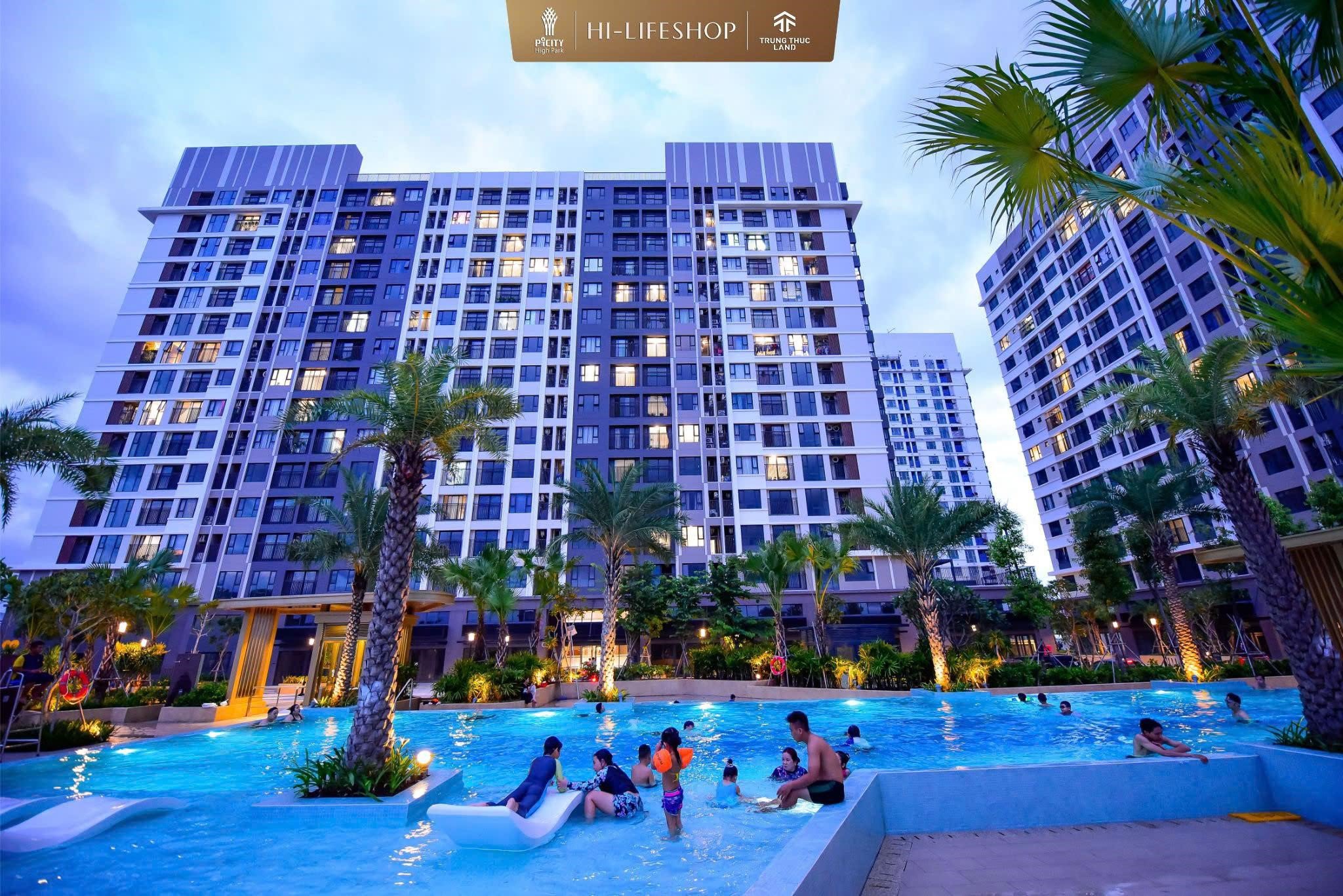 Hi-Lifeshop sở hữu lợi thế vị trí khi nằm trong khu đô thị đã hiện hữu và đi vào vận hành.