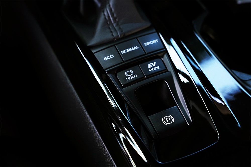 Khoang lái của xe được bố trí hợp lý với thiết kế trang nhã.