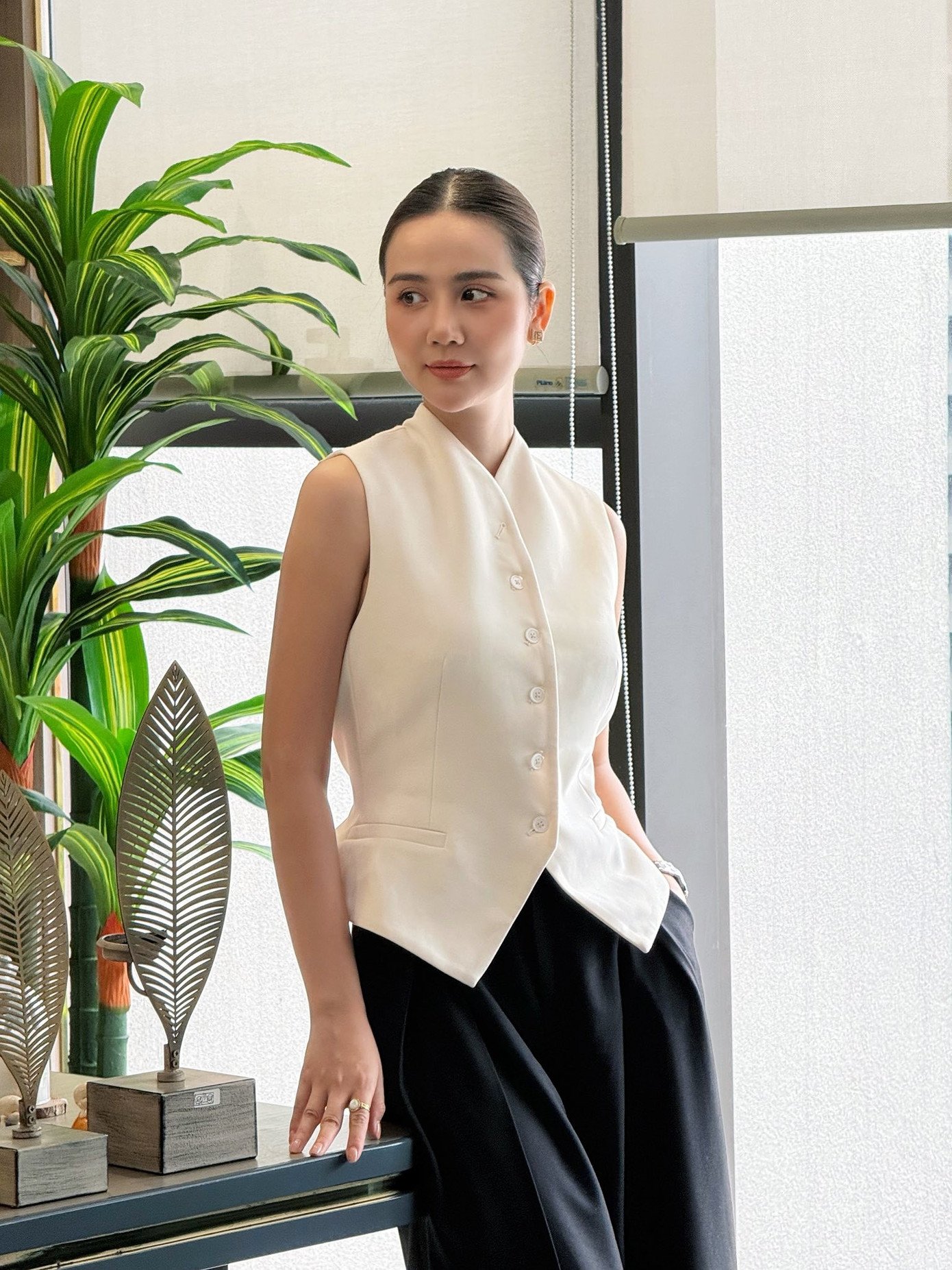 Nữ diễn viên vẫn giữ được phong độ mặc đẹp