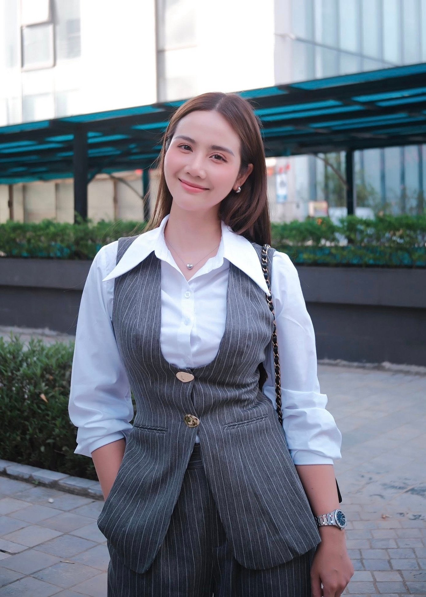 Nữ diễn viên vẫn giữ được phong độ mặc đẹp