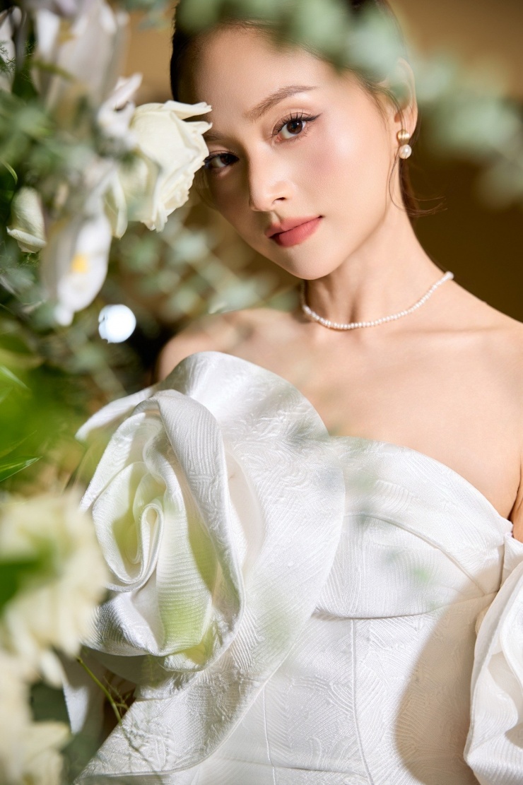 Vai Linh đánh dấu sự trở lại của Lan Phương sau 2 năm vắng bóng trên màn ảnh nhỏ. 