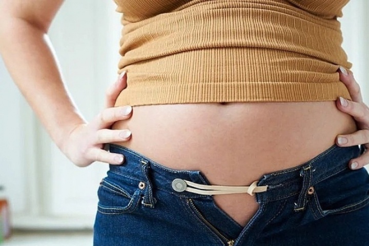 4 thói quen ăn tối khiến bụng phình to mỗi sáng