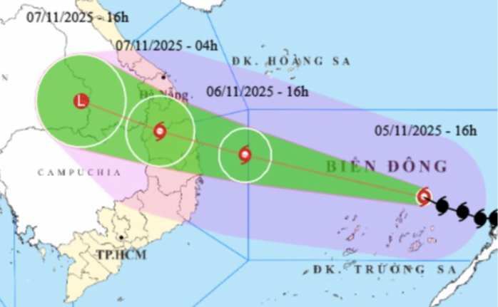 Bão số 13 Kalmaegi mạnh lên cấp 14, giật cấp 17, gây mưa tới 600 mm ở miền Trung - 1