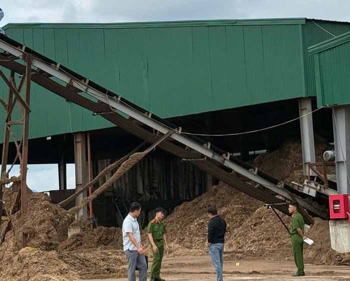 Hiện trường nơi xảy ra vụ tai nạn lao động khiến 2 công nhân thương vong. Ảnh: MXH