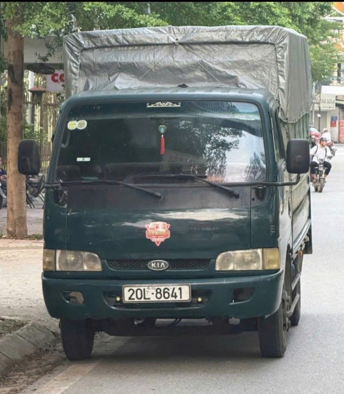 Xe ô tô tải đối tượng Đại điều khiển đâm bố vợ cũ tử vong.