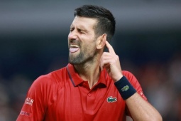 Djokovic vui vì tránh được thảm họa ở Athens, bác bỏ tin đồng ý dự ATP Finals