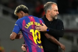 Bóng đá - Thống kê đáng lo về Yamal: HLV Flick thừa nhận trò cưng bị đau nhưng vẫn dùng