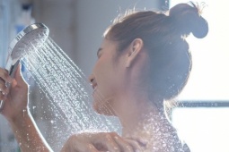 Làm đẹp - Tiến sĩ Mỹ chỉ ra 5 thói quen khiến da mất độ ẩm, lão hóa sớm