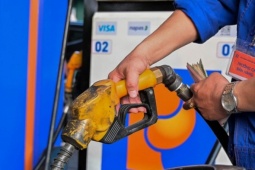 Giá xăng dầu ngày mai có khả năng đảo chiều đi xuống