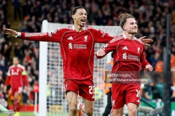 Thư hùng Liverpool - Real Madrid:  " Lữ đoàn đỏ "  bay cao, Vinicius - Mbappe  " tàng hình " 