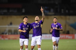 Hoàng Hên ghi siêu phẩm và chờ lên tuyển Việt Nam, HLV Harry Kewell nói điều bất ngờ