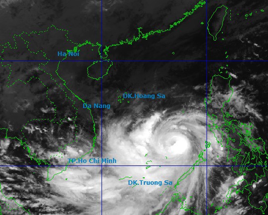 Hình ảnh bão Kalmaegi cập nhật chiều 5/11. Ảnh: NCHMF 