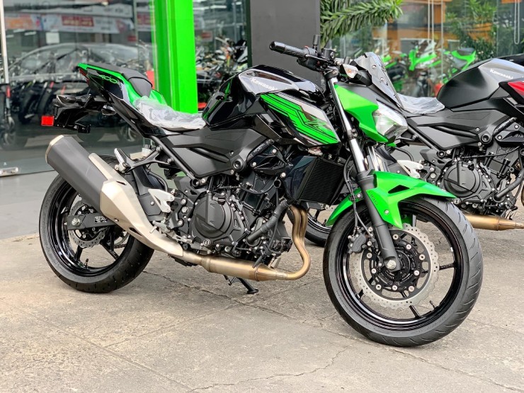 Giá môtô Kawasaki dưới 500cc mới nhất tháng 11/2025, giảm cực sâu - 1