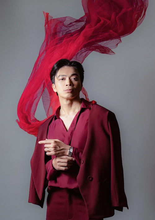 Lân Nhã chia sẻ có nhiều khách mời, anh sẽ trổ tài nhảy trong concert ở Hà Nội và TPHCM.