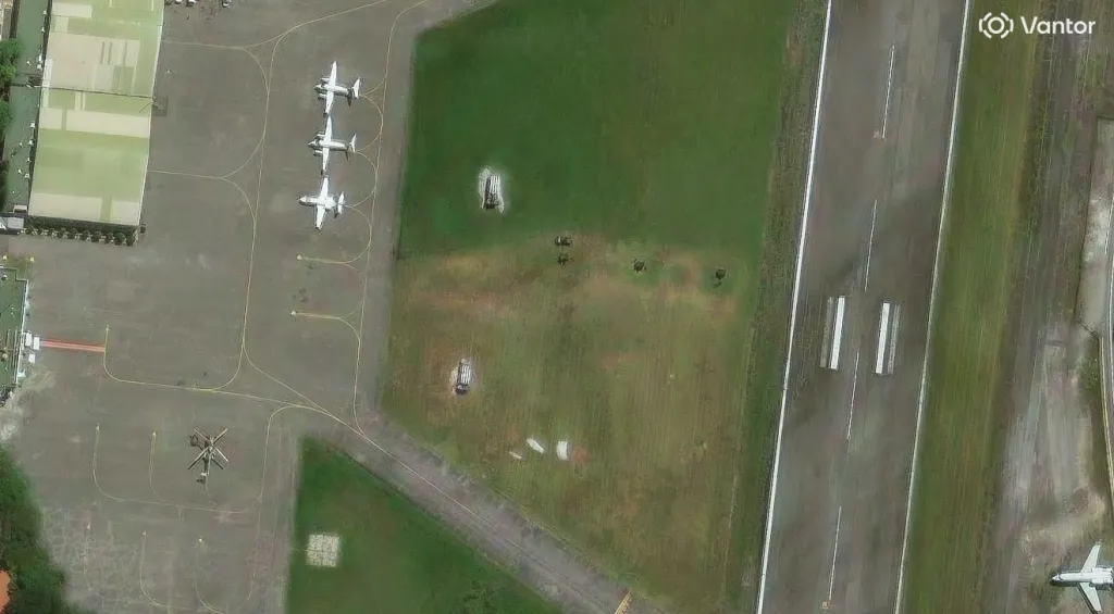 Ảnh vệ tinh cho thấy Venezuela triển khai các hệ thống phòng không Buk. Ảnh: TWZ.