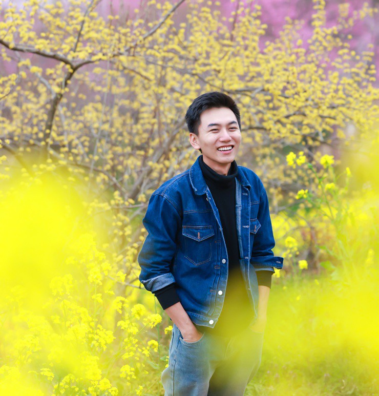 Chàng trai 9x cũng là cái tên nổi tiếng trên các nền tảng mạng xã hội