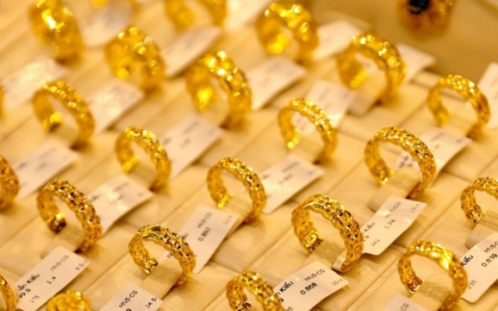Giá vàng thế giới giảm hơn 14 triệu từ đỉnh, loạt yếu tố tiêu cực ngắn hạn  xuất hiện
