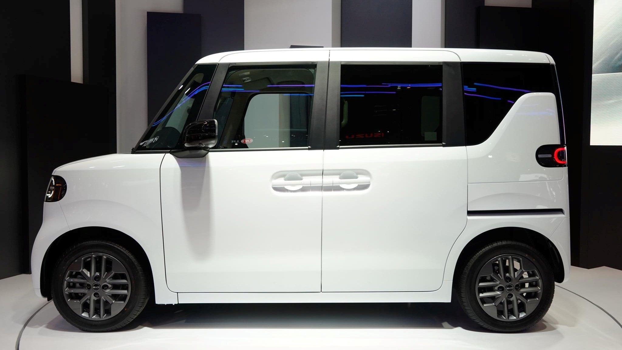 Xe Trung Quốc BYD tham gia vào phân khúc xe Kei-car tại Nhật Bản - 4