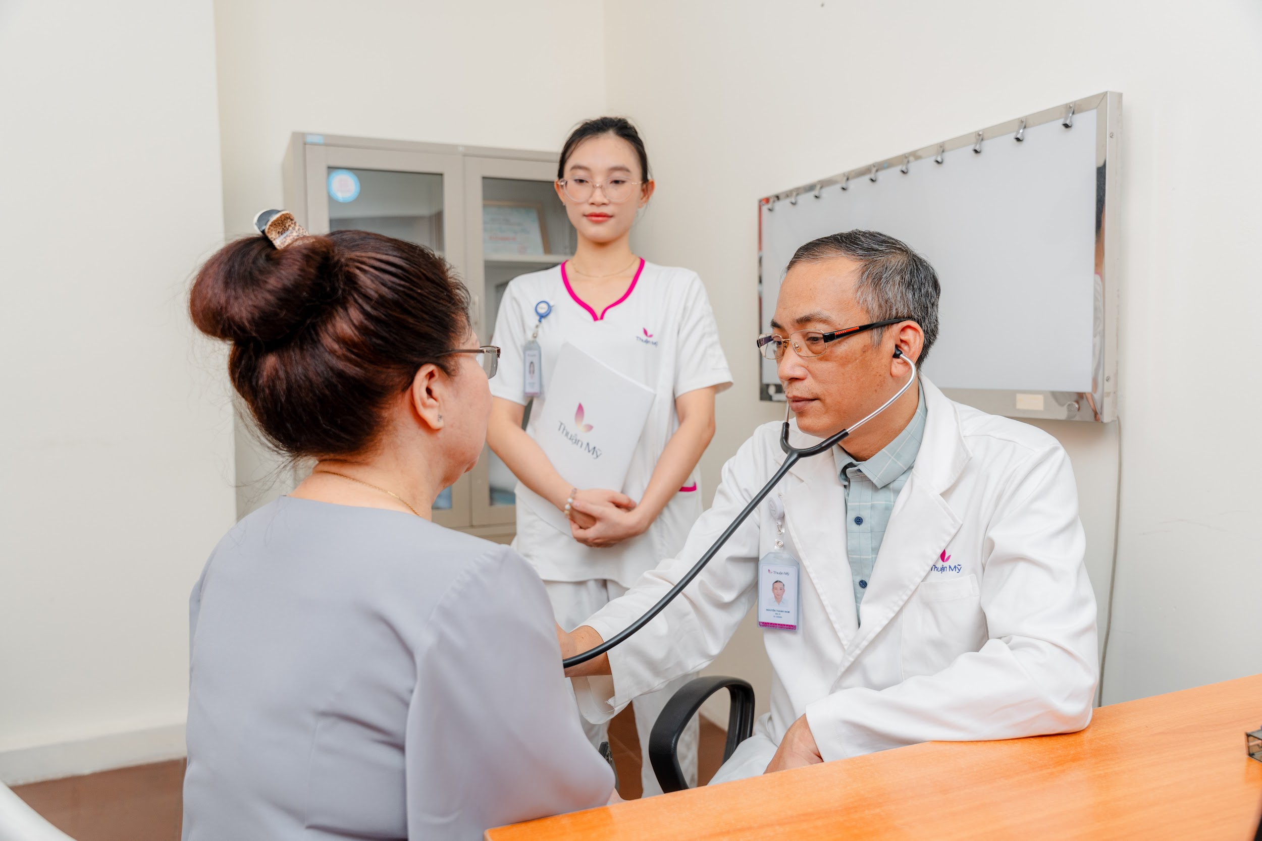 Các bệnh không lây nhiễm thường diễn tiến âm thầm và không có triệu chứng rõ rệt. Ảnh: BVCC