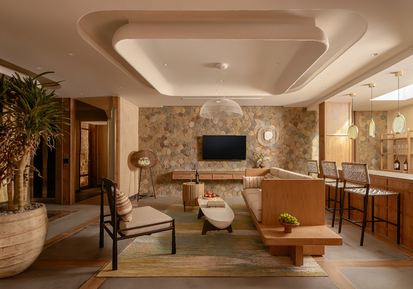 Biệt thự có tầng trải nghiệm tại hầm riêng lần đầu tiên xuất hiện phía Tây TP HCM