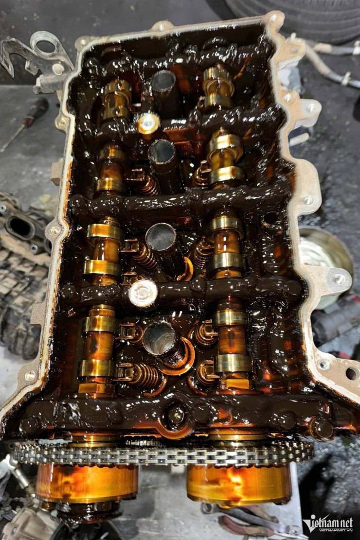 Đi 5 vạn km không thay dầu, chủ xe Hyundai Tucson ở Hà Nội nhận hoá đơn 'khủng' - 2