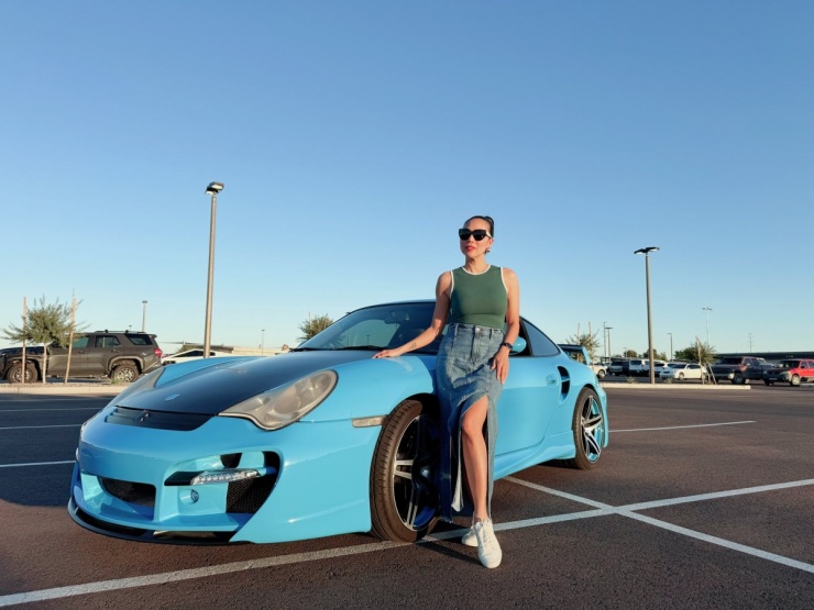 Chồng Việt kiều tặng Khánh Ngọc 'xế hộp' 5 tỷ đồng - 2