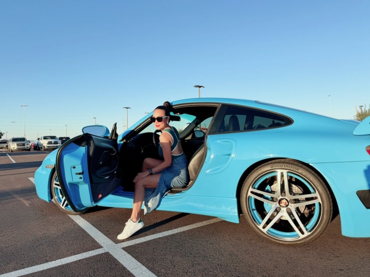 Chồng Việt kiều tặng Khánh Ngọc 'xế hộp' 5 tỷ đồng - 1