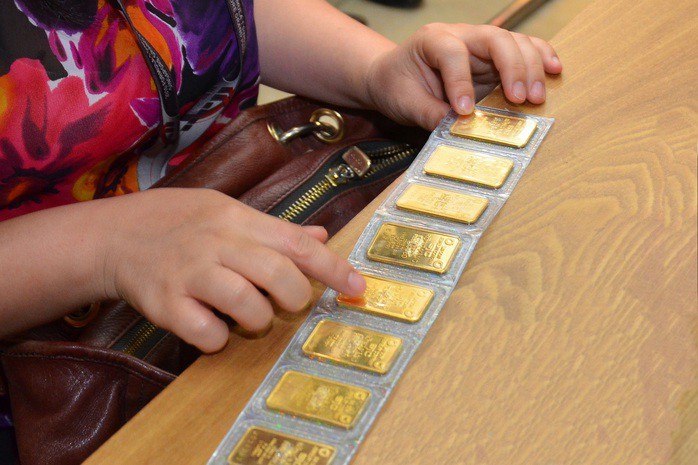 Giá vàng hôm nay nóng lên