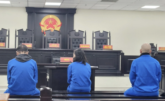 Các bị cáo tại phiên toà. Ảnh: L.H.