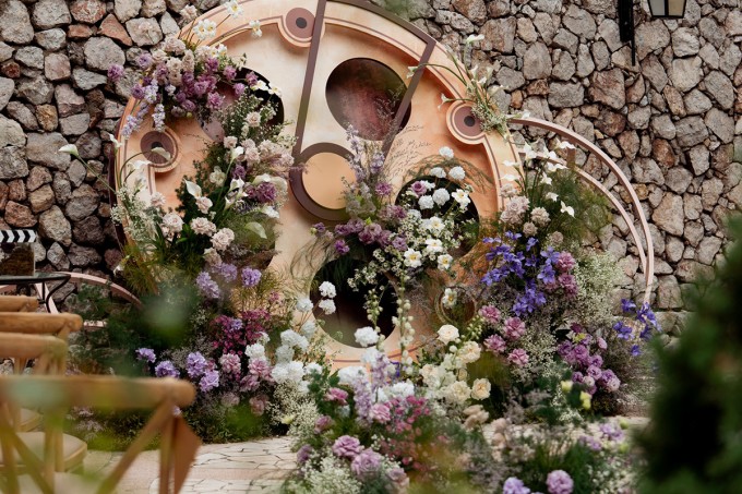 Hoa tươi trong lễ VOW của Đình Tú - Ngọc Huyền.