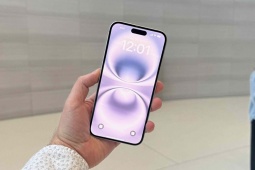 Kỳ lạ: Chiếc iPhone “tệ nhất năm 2025” vẫn được Apple tin tưởng