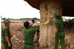 Tin tức trong ngày - Vụ cầu ở Phú Thọ trơ lõi thép: Nhà thầu nêu đề xuất, cảnh sát vào cuộc điều tra