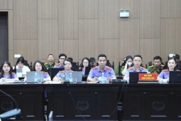 Tin tức trong ngày - Đánh bạc 10 triệu USD, ra tòa nói bị u mê, đang ăn chay hướng thiện...