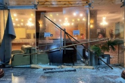 Tin tức trong ngày - Bão Kalmaegi quần thảo trong đất liền, nhiều người cầu cứu