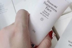 Lời mỹ miều về loại kem chống nắng khiến ông Nguyễn Quốc Vũ bị bắt