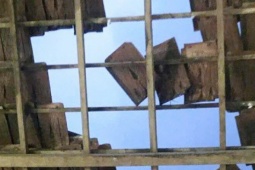 Tin tức trong ngày - CLIP: Lốc xoáy bất ngờ giữa bão số 13 ở Quảng Ngãi