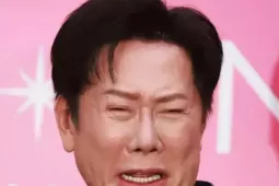 Thời trang - Chuyện gì đang xảy ra với Hoa hậu Hoàn vũ