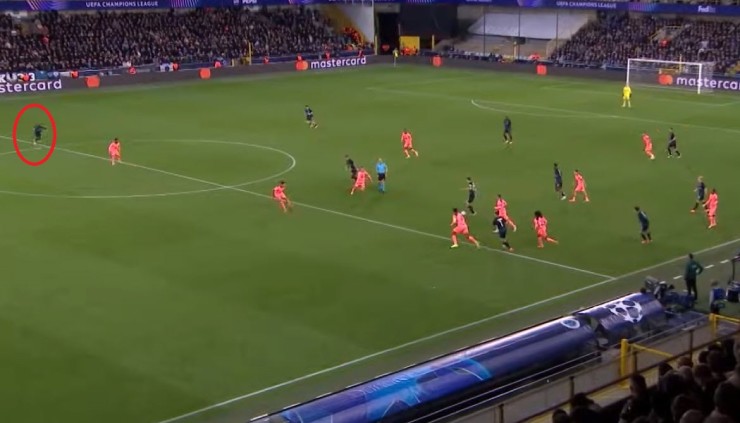 Borges xuất phát từ sân nhà nên bẫy việt vị của Barcelona trở nên vô nghĩa