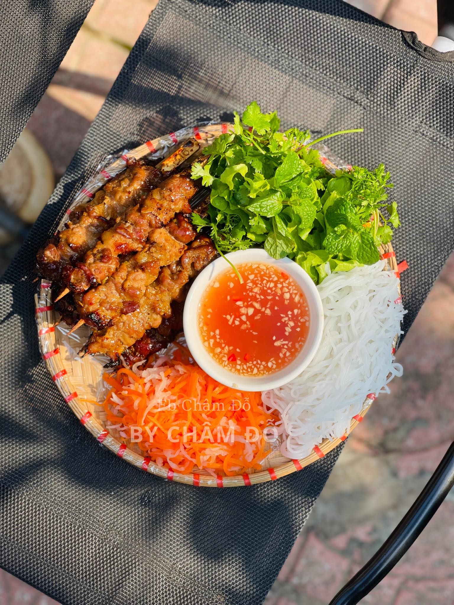 Bữa tối chán cơm nhất định phải làm ngay món này, cả nhà ăn không muốn dừng - 1