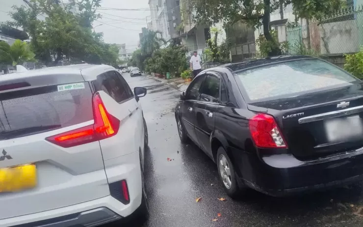 Nơi xảy ra vụ việc nhóm người đánh tài xế xe công nghệ. Ảnh: CA