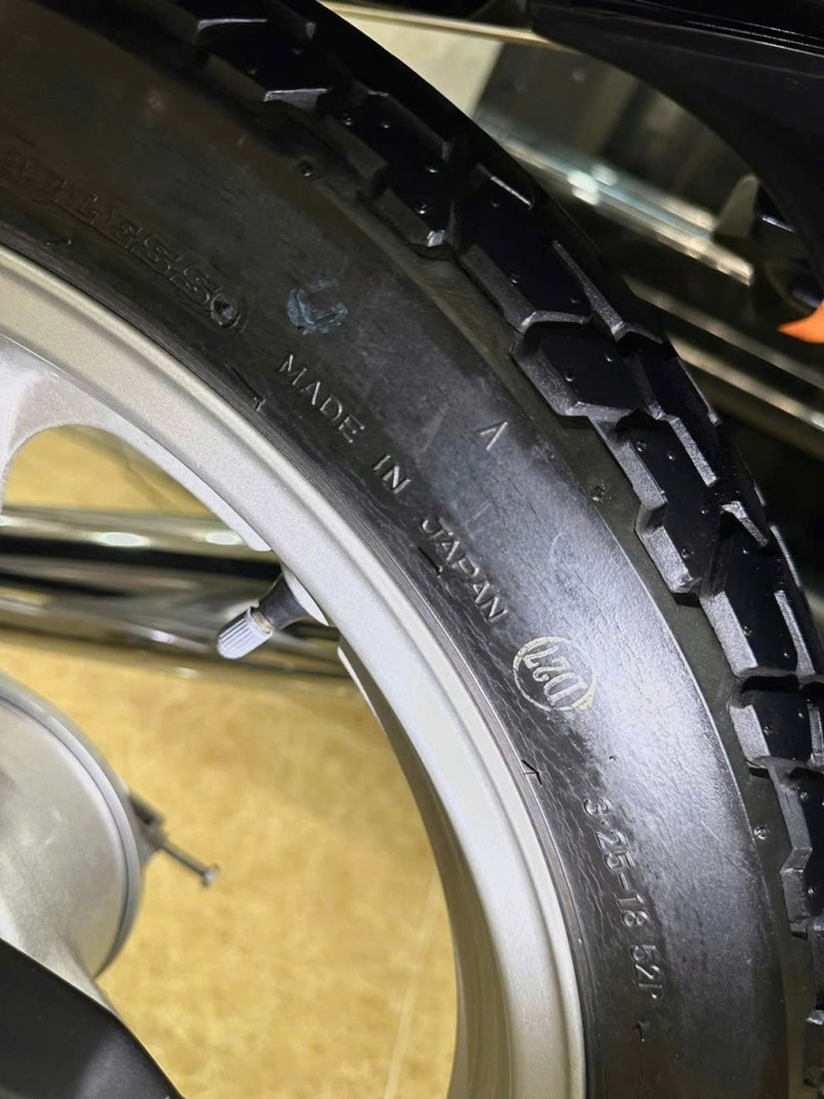 Honda CB125T đời 1993 'zin đét', chủ xe vẫn giữ hoá đơn mua bằng 11,5 cây vàng - 4