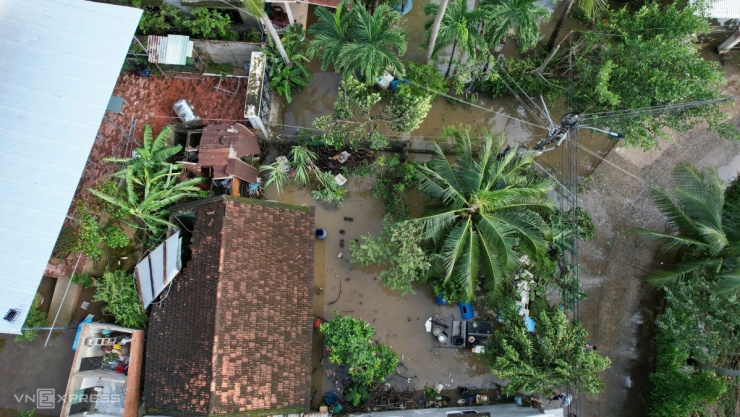 Nước biển tràn vào nhà dân Đăk Lăk - 1