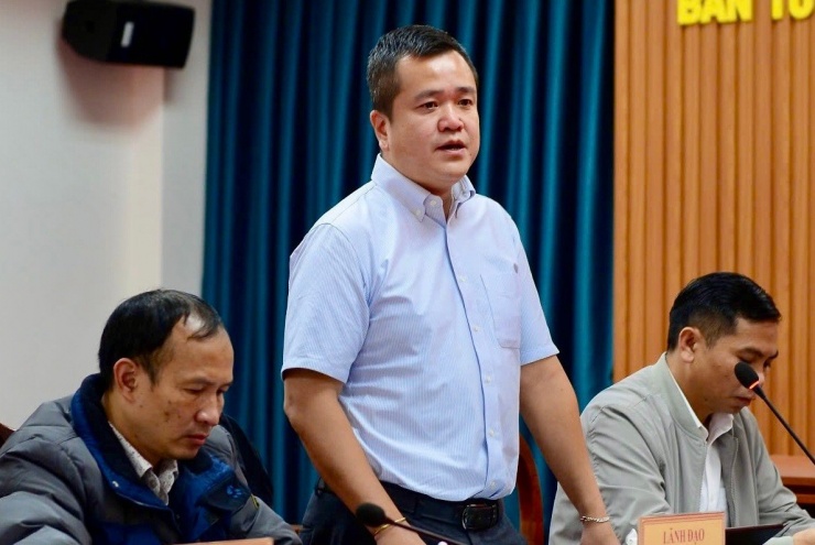 Ông Nguyễn Hà Lộc - Phó Giám đốc Sở NN&MT tỉnh Lâm Đồng cung cấp thông tin tại hội nghị giao ban báo chí tháng 10.