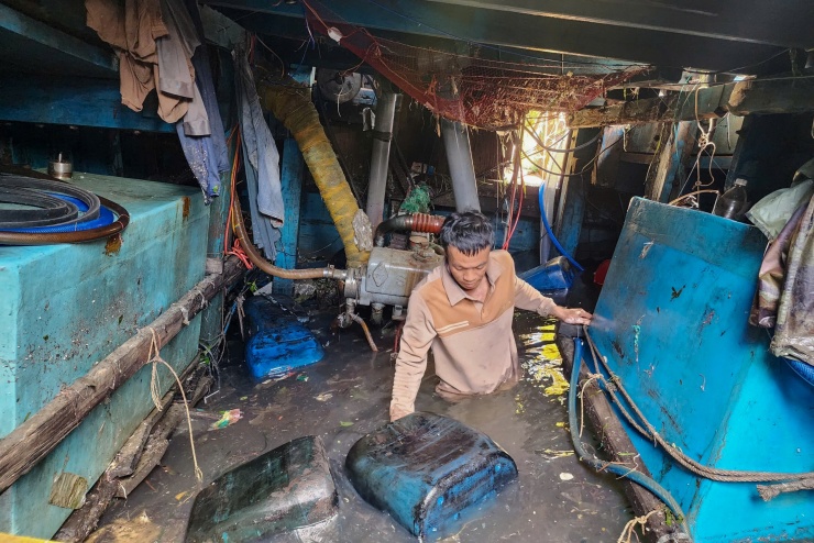 Hàng trăm tàu bị bão Kalmaegi phá hủy, đánh chìm - 8